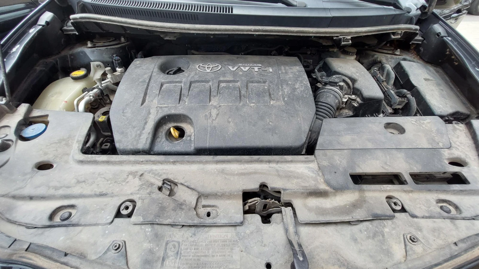 Toyota Auris, снимка 12 - Автомобили и джипове - 54194139