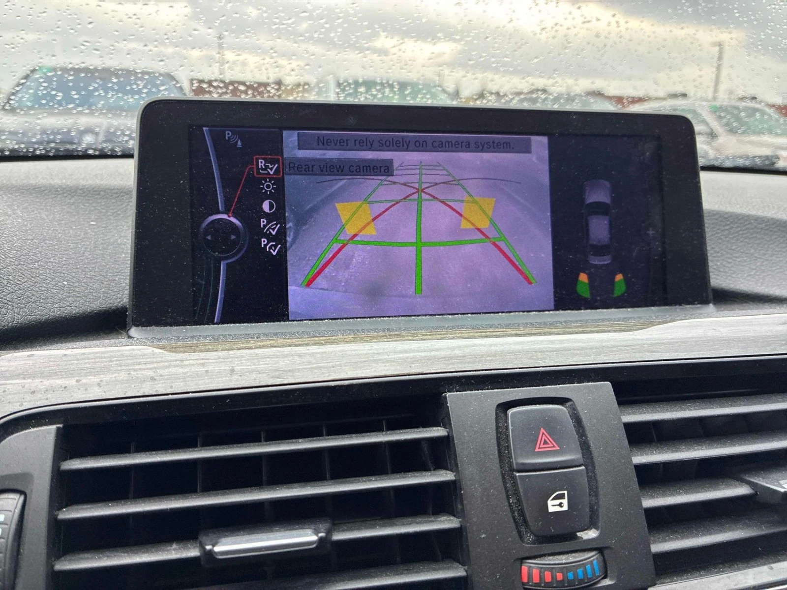 BMW 335 xDrive* АвтоКредит* (ЦЕНА ДО БГ), снимка 14 - Автомобили и джипове - 54217956