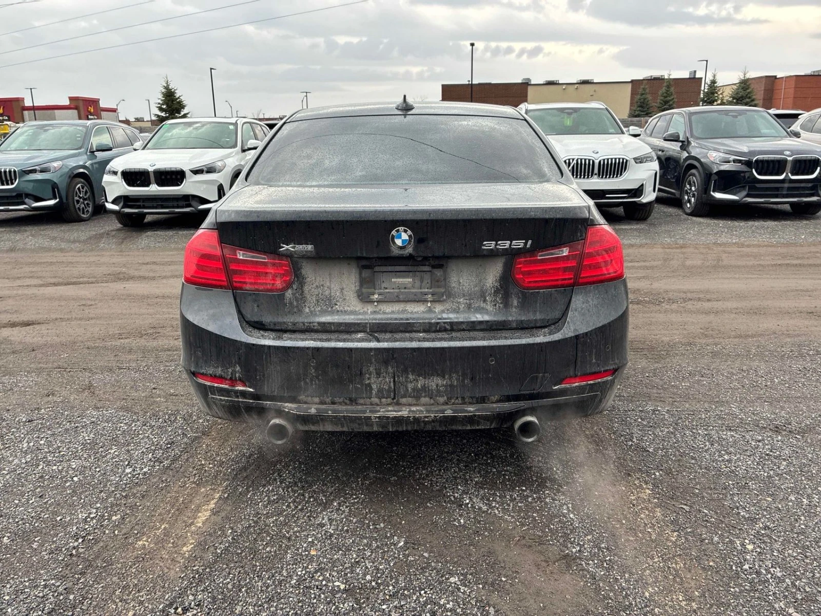 BMW 335 xDrive* АвтоКредит* (ЦЕНА ДО БГ), снимка 4 - Автомобили и джипове - 54217956