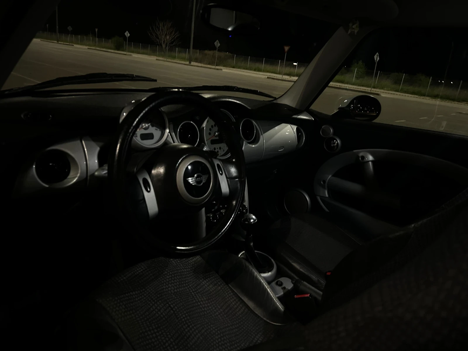 Mini One, снимка 4 - Автомобили и джипове - 54248771