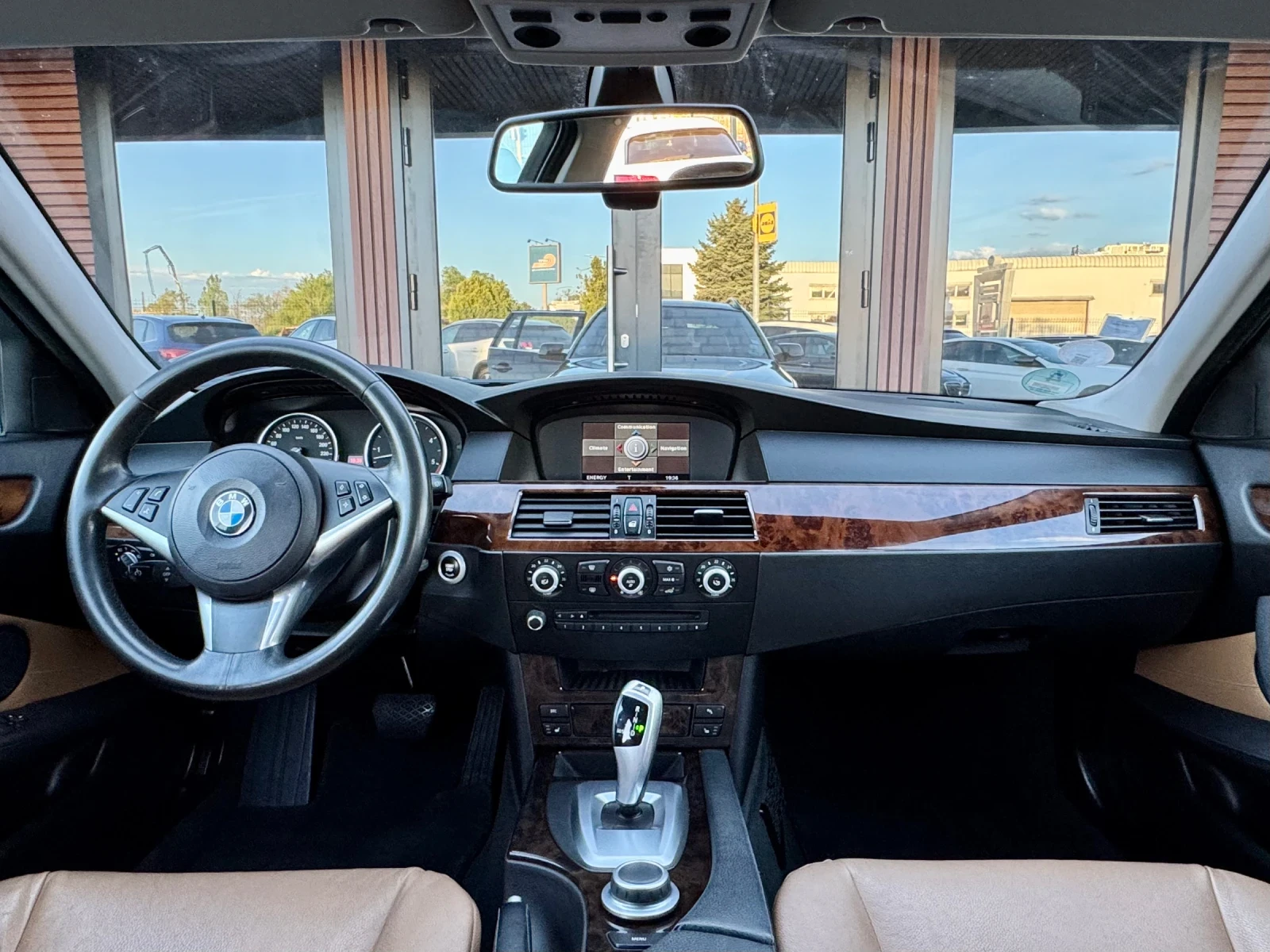 BMW 530 525D Dynamic Xenon* Navi* �������* ������ | Mobile.bg � ����������� 11