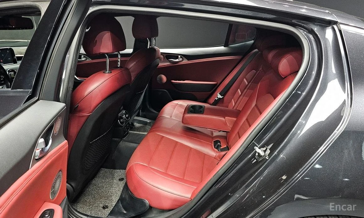 Kia Stinger | Mobile.bg � ����������� 11