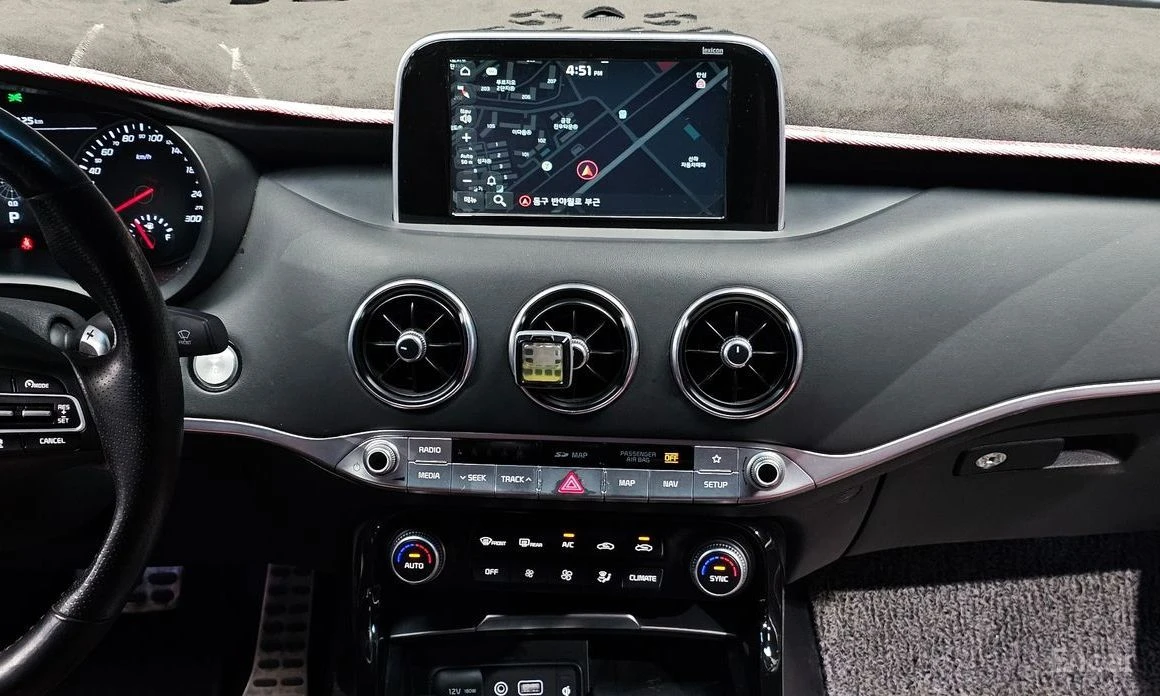 Kia Stinger | Mobile.bg � ����������� 13