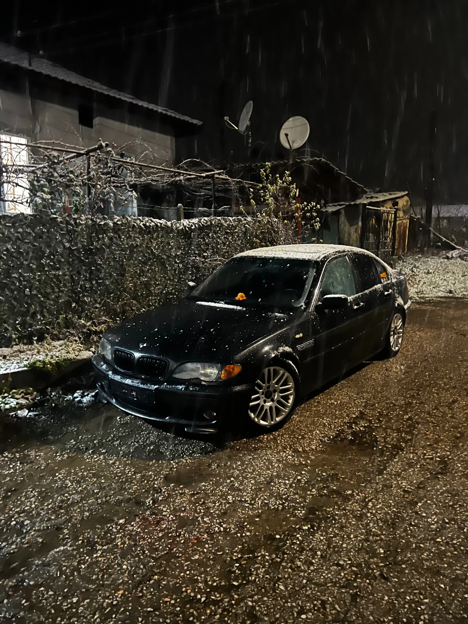 BMW 330, снимка 15 - Автомобили и джипове - 54578729