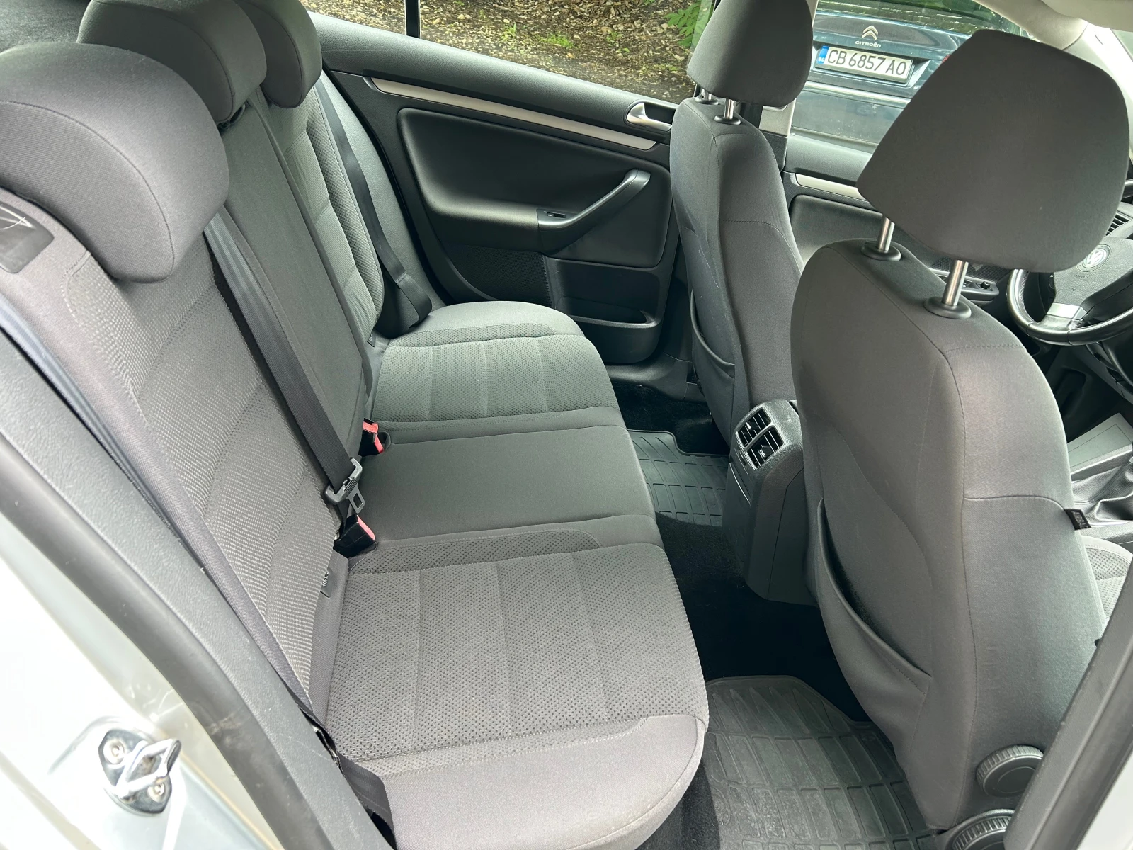 VW Golf 1.6 i ГАЗ/ИТАЛИЯ/АВТОПИЛОТ/КЛИМАТРОНИК, снимка 12 - Автомобили и джипове - 54655216