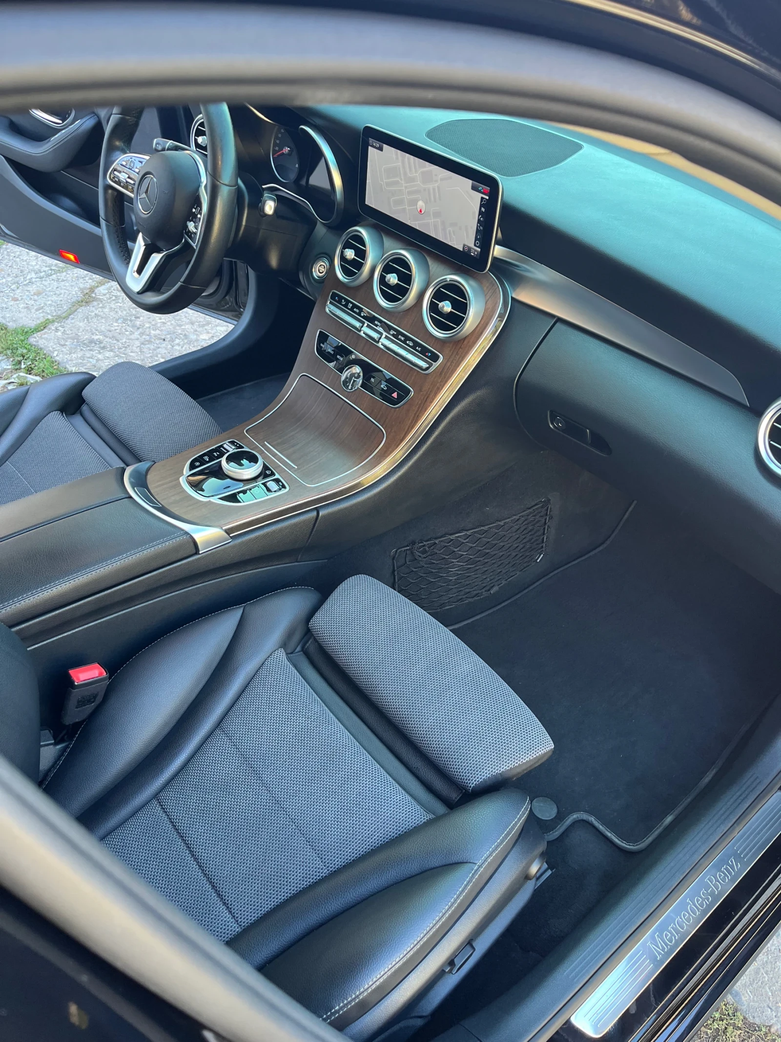 Mercedes-Benz C 220 FACELIFT 9g TRONIC MULTIBEAM AVANTGARDE  , снимка 12 - Автомобили и джипове - 54672471