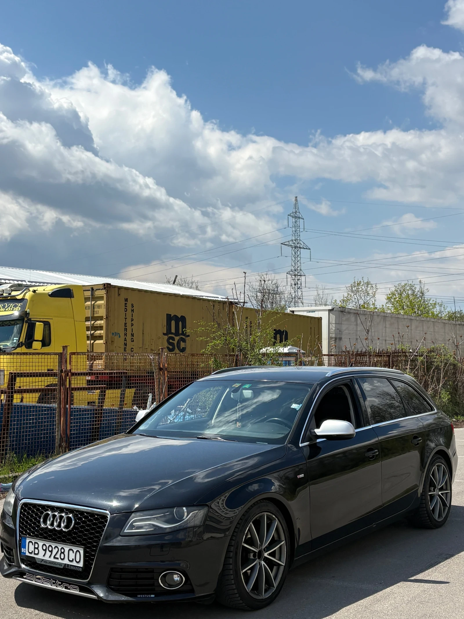 Audi A4 2.0 автомат, снимка 2 - Автомобили и джипове - 54802127