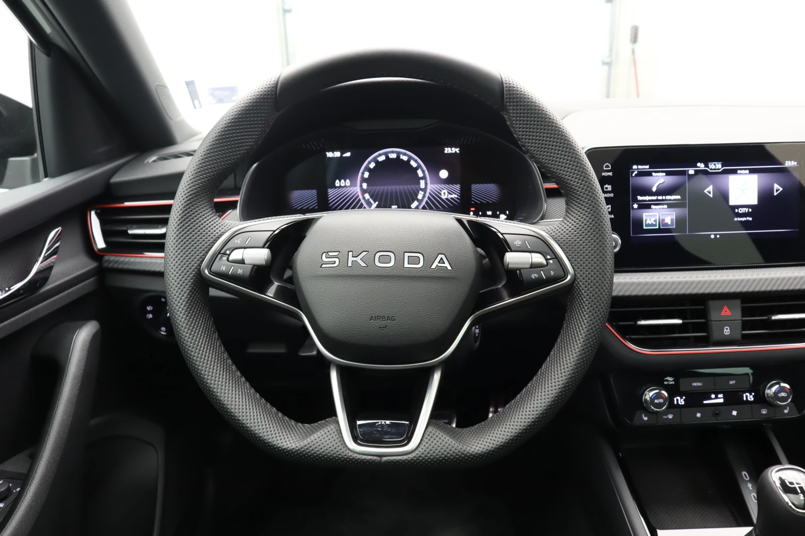 Skoda Scala Monte Carlo, снимка 15 - Автомобили и джипове - 54865324
