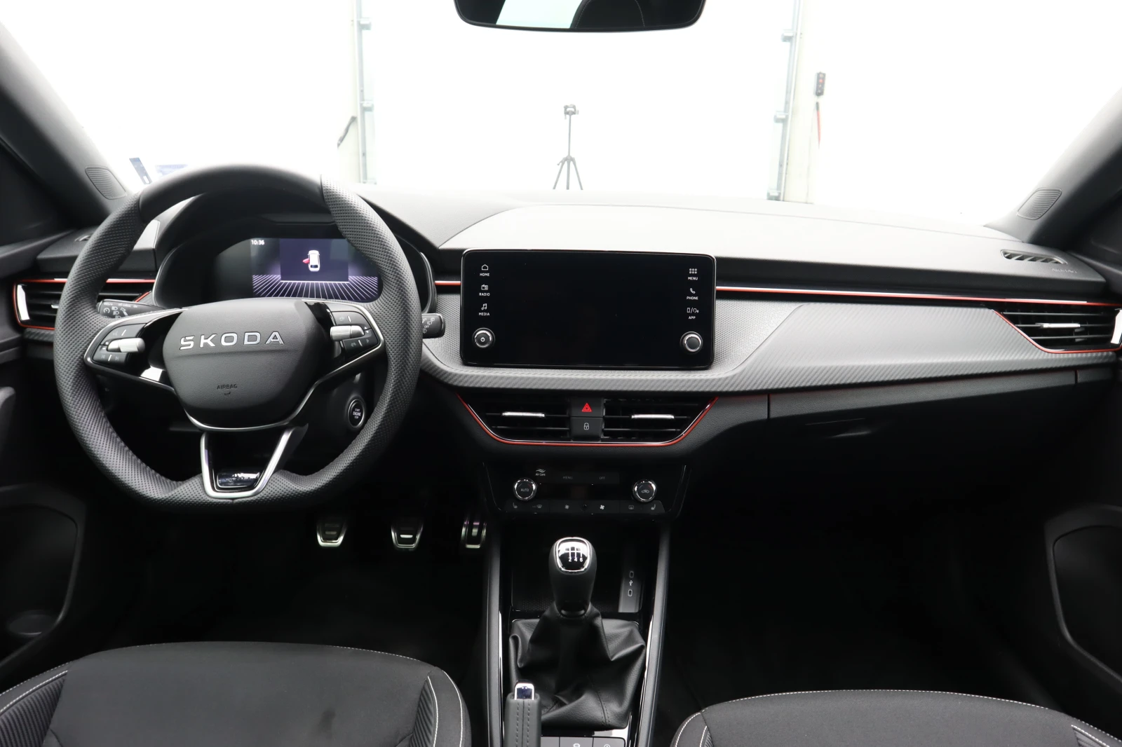 Skoda Scala Monte Carlo, снимка 14 - Автомобили и джипове - 54865324
