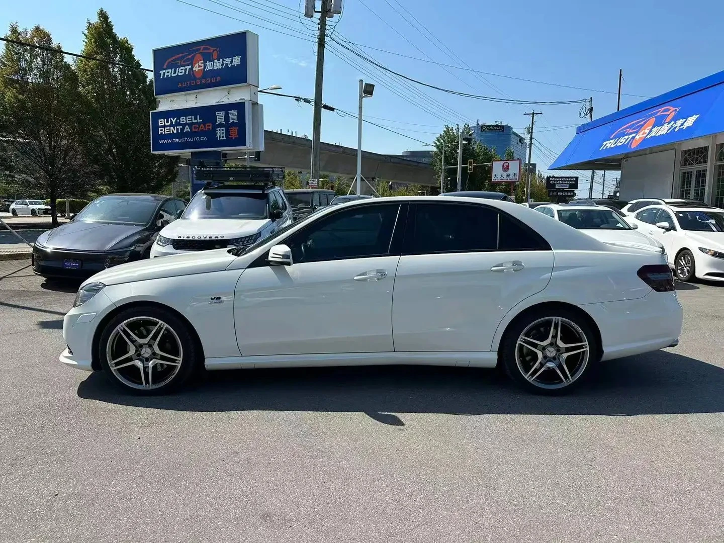 Mercedes-Benz E 500 E550 V8 AMG 4matic Fully Loaded, снимка 2 - Автомобили и джипове - 55298431