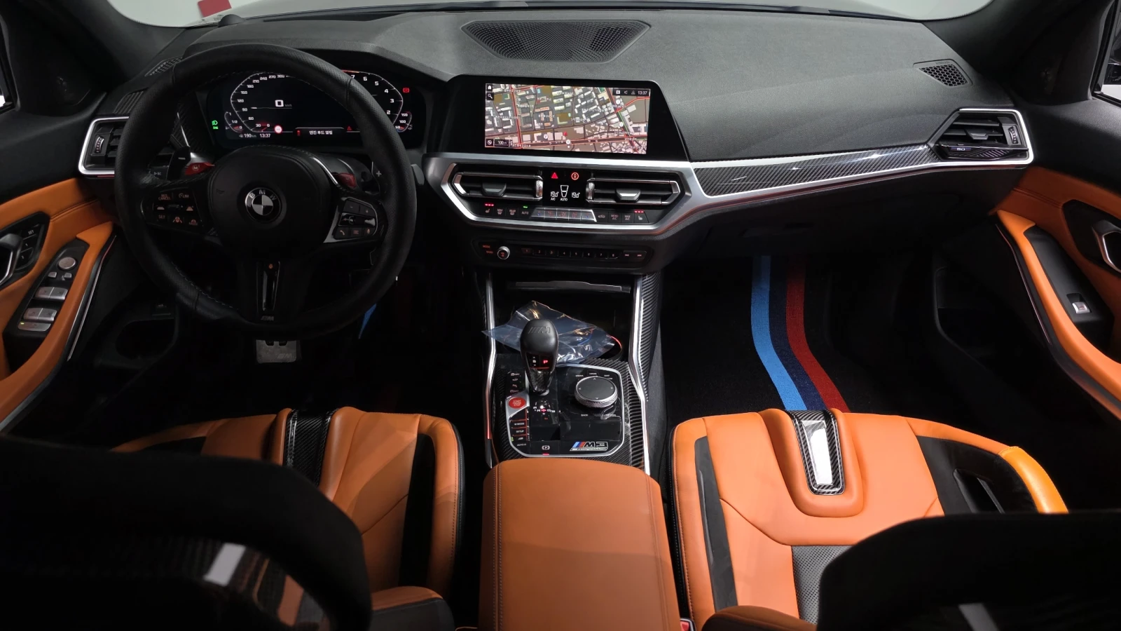 BMW M3 360* ЕЛ. БАГАЖНИК* HUD* BLIND SPOT* КРАЙНА ЦЕНА, снимка 7 - Автомобили и джипове - 55340567