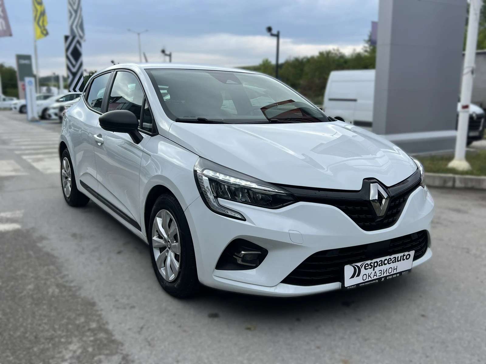 Renault Clio V 1.0 TCe / 90 к.с., снимка 3 - Автомобили и джипове - 55411597