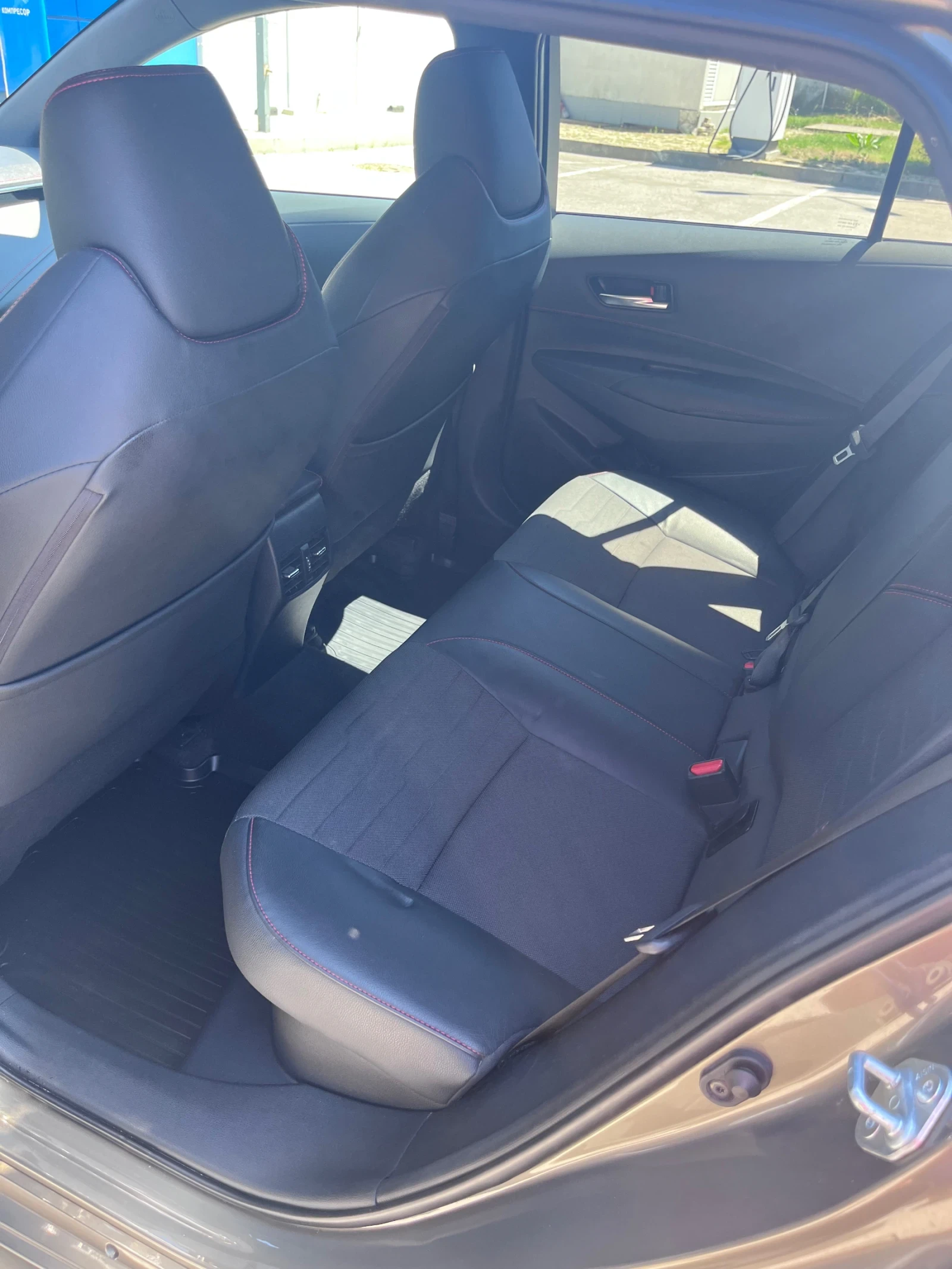 Toyota Corolla 2.0 | Mobile.bg � ����������� 6