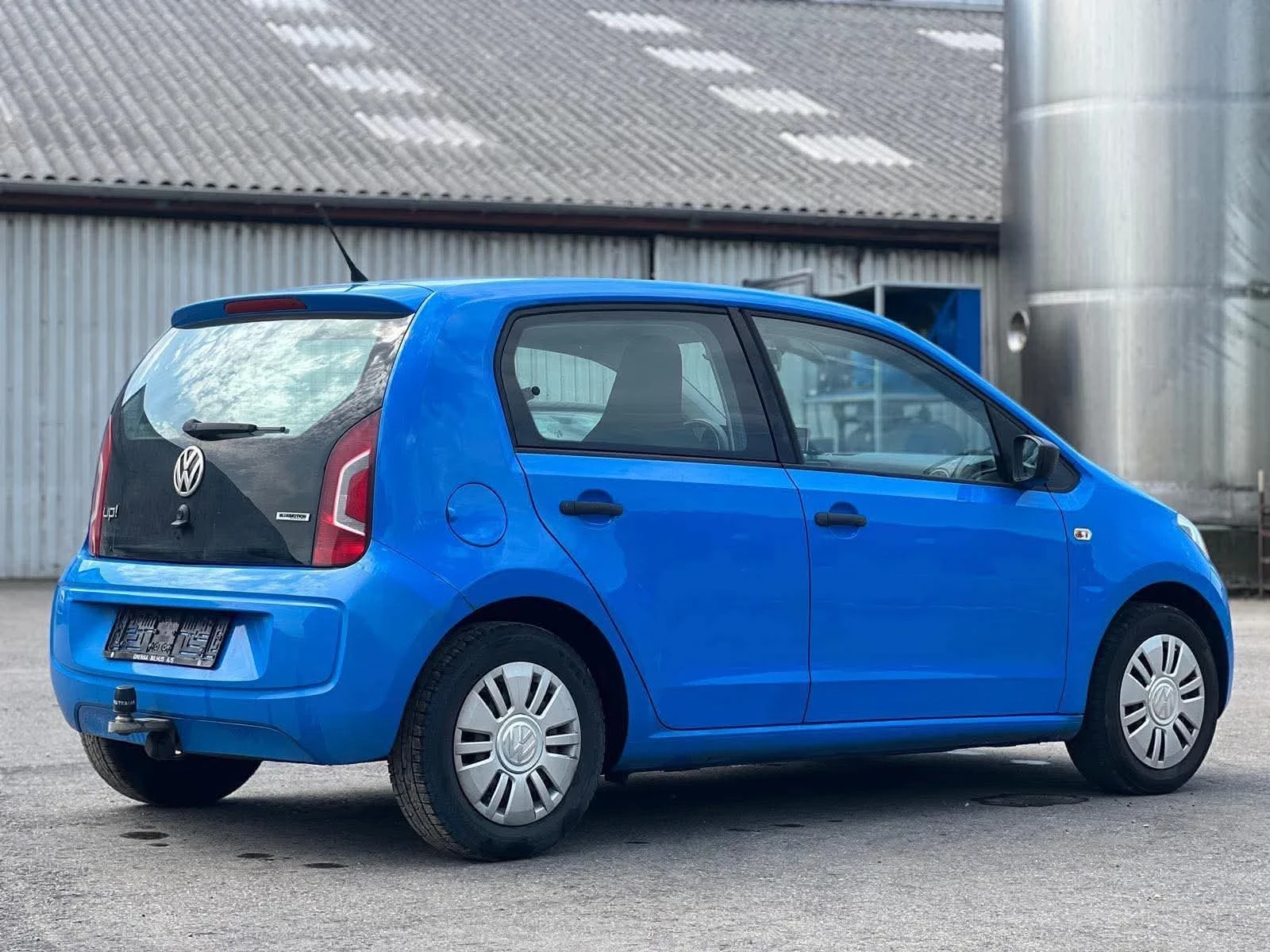 VW Up, снимка 3 - Автомобили и джипове - 55536068