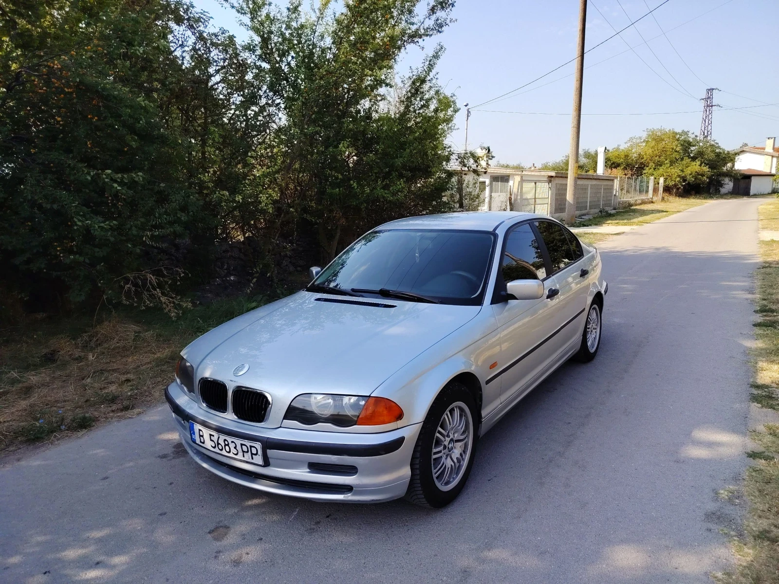 BMW 318 ГАЗ, снимка 2 - Автомобили и джипове - 55571028