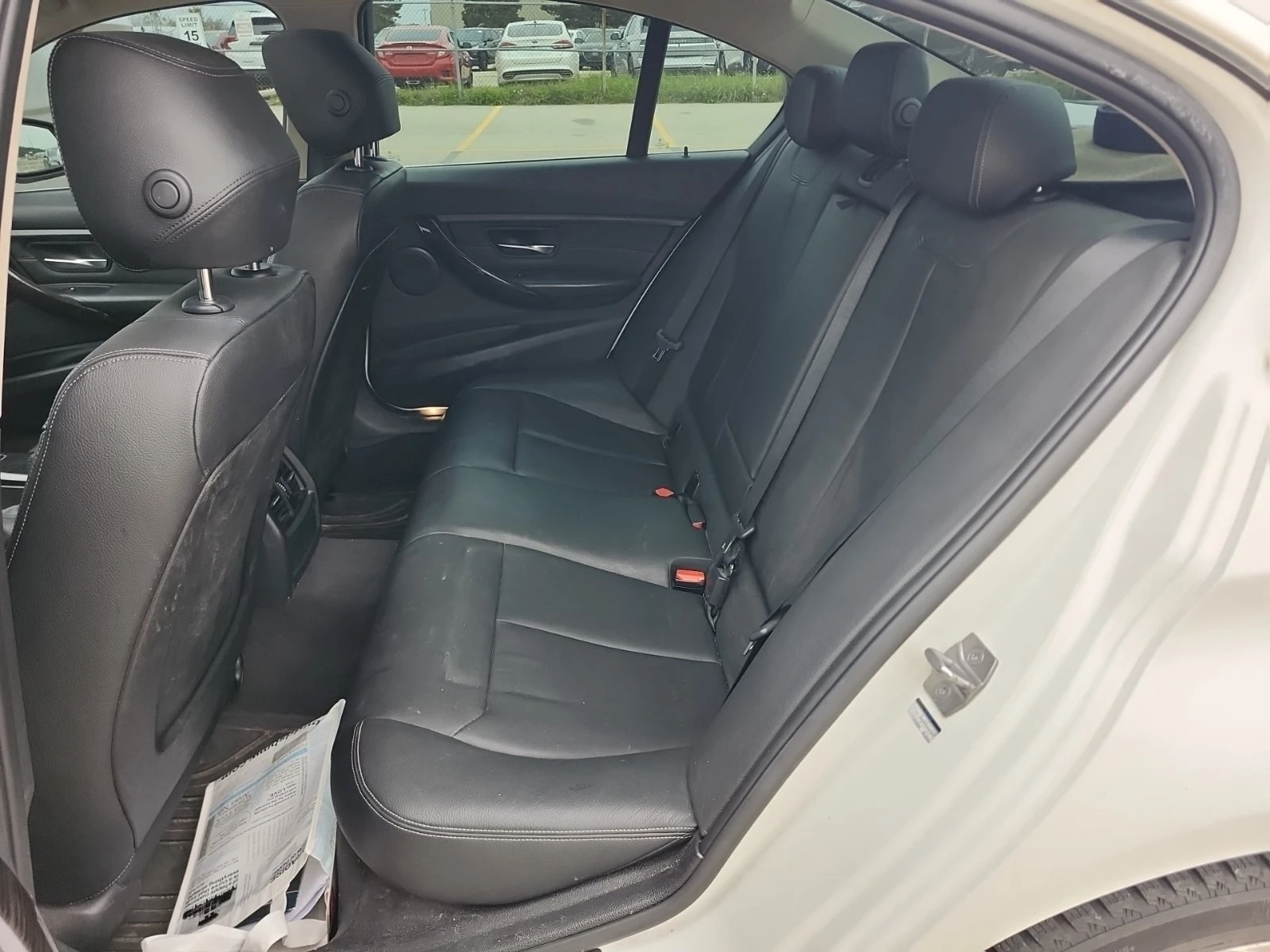 BMW 328 * 4dr Sdn Awd 328i Xdrive* CARFAX* АВТОКРЕДИТ* , снимка 12 - Автомобили и джипове - 55832184