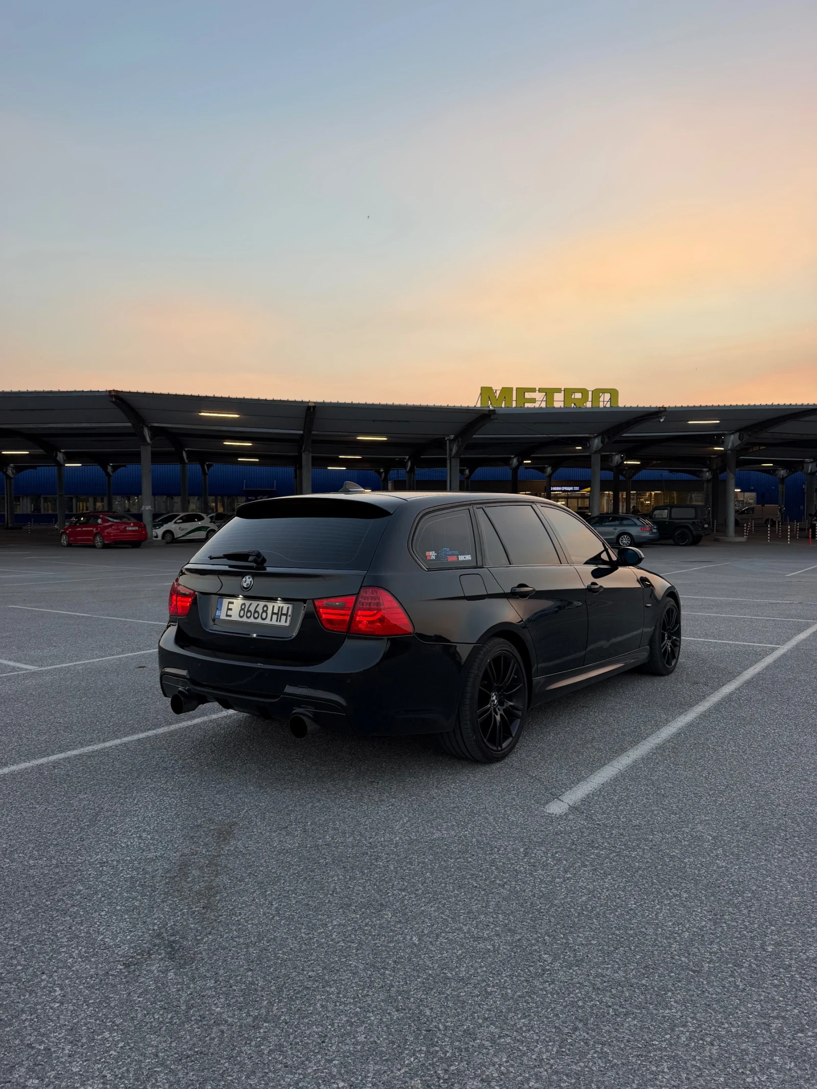 BMW 330 BMW 330d xDrive, снимка 7 - Автомобили и джипове - 55971996