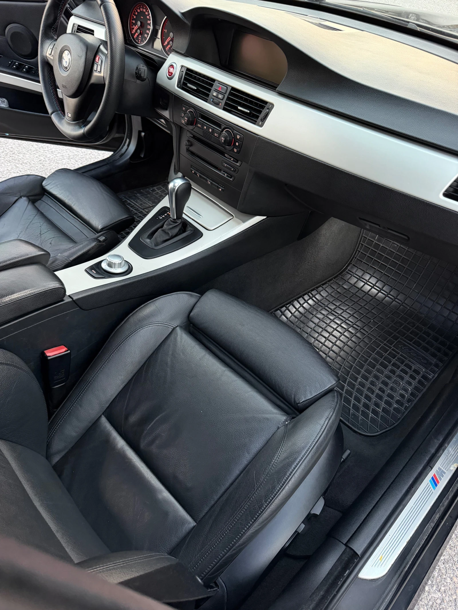 BMW 330 BMW 330d xDrive, снимка 11 - Автомобили и джипове - 55971996