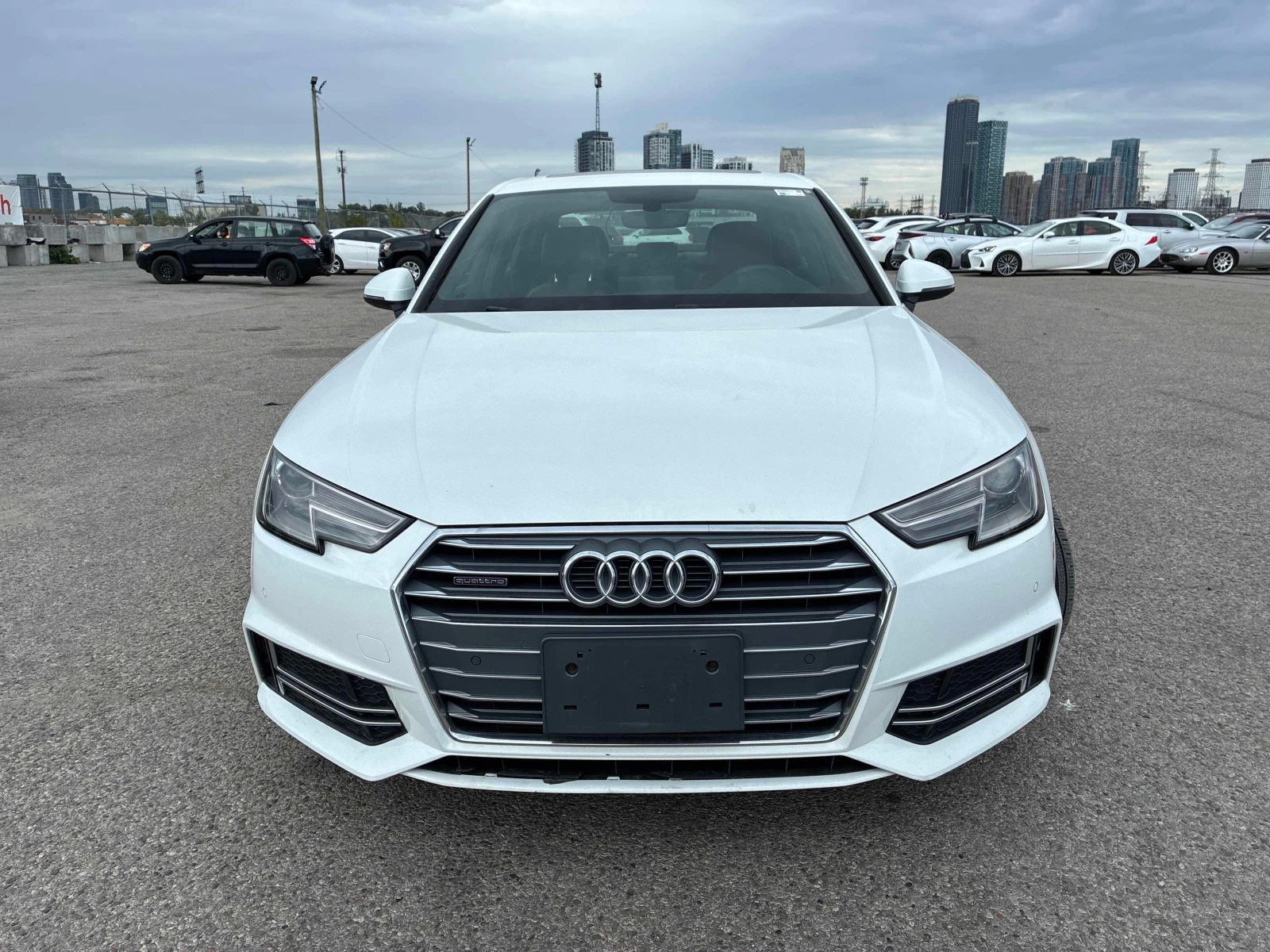 Audi A4 * 2.0 TFSI quattro S tronic * CARFAX * , снимка 6 - Автомобили и джипове - 56093181