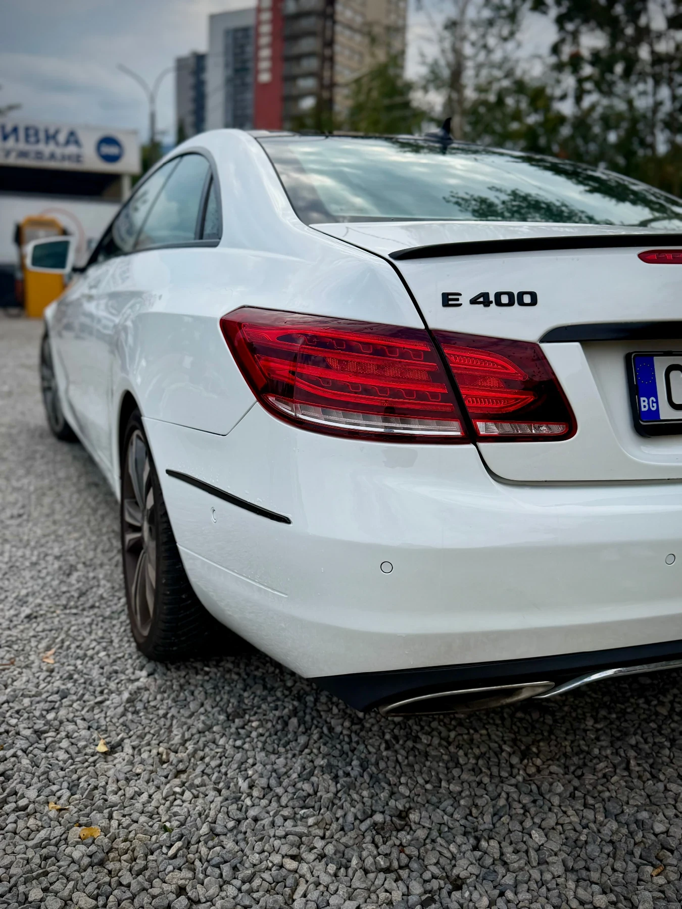 Mercedes-Benz E 400 Memory* кожа* HarmonKardon* Keyless, снимка 6 - Автомобили и джипове - 56232741