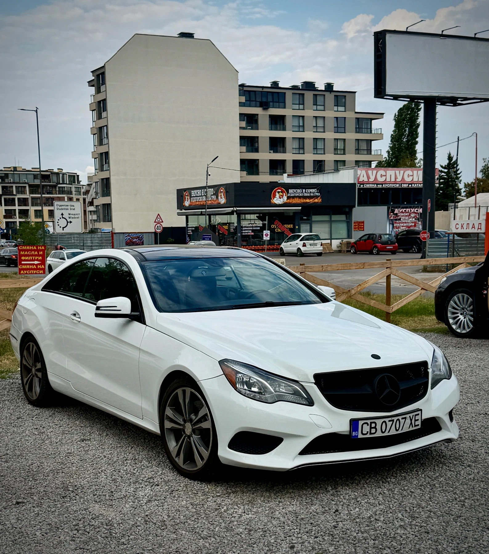 Mercedes-Benz E 400 Memory* кожа* HarmonKardon* Keyless