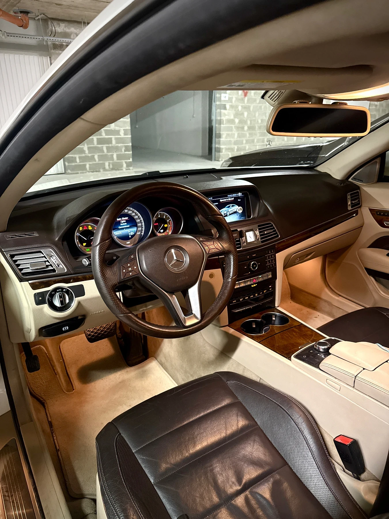 Mercedes-Benz E 400 Memory* кожа* HarmonKardon* Keyless, снимка 9 - Автомобили и джипове - 56232741