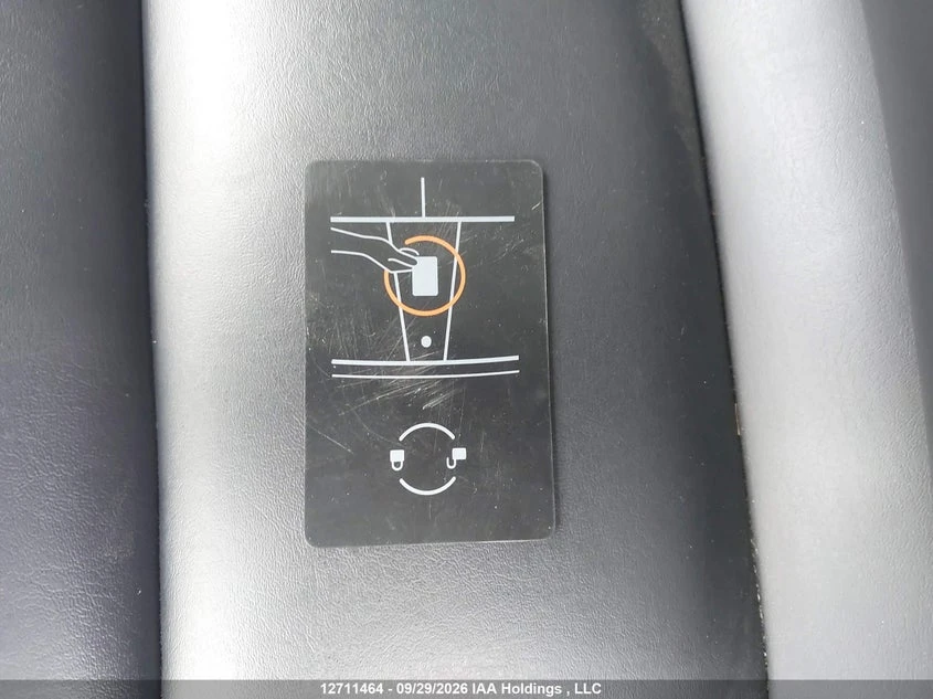 Tesla Model Y Long Range AWD, снимка 11 - Автомобили и джипове - 56405106