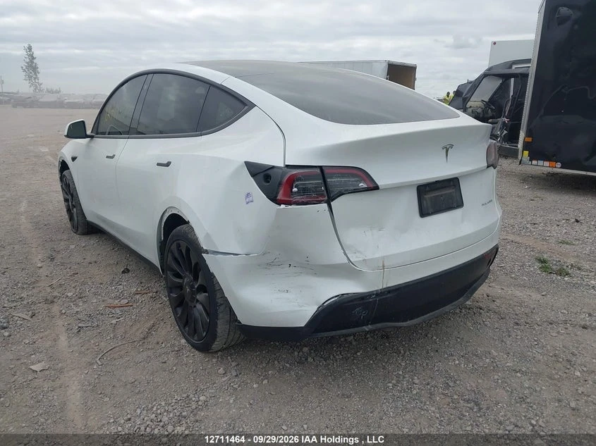 Tesla Model Y Long Range AWD, снимка 3 - Автомобили и джипове - 56405106