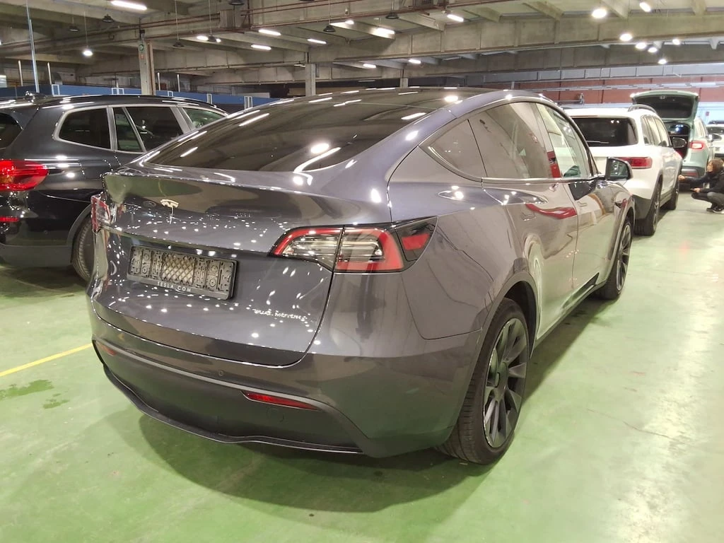 Tesla Model Y Long Range Dual Motor LED Navi , снимка 5 - Автомобили и джипове - 56590259