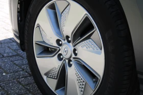 Hyundai Kona EV 39KW/h 35000km.SOH 100%, KAMERA, NAVI, снимка 4