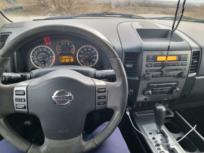 Nissan Titan crew cab, снимка 3 - Автомобили и джипове - 48102473