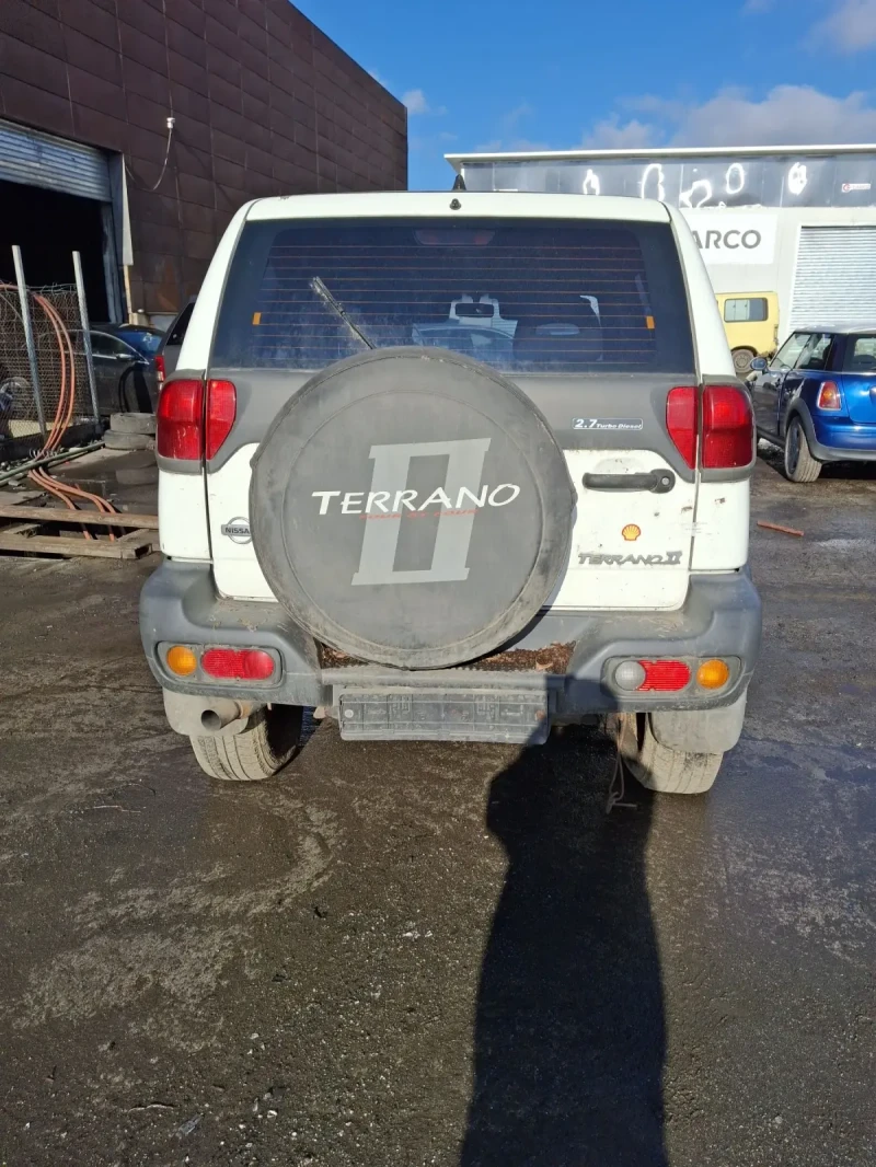 Nissan Terrano, снимка 2 - Автомобили и джипове - 48280310