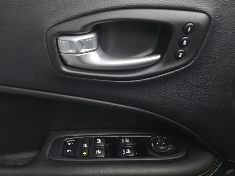 Jeep Compass | Mobile.bg � ����������� 14