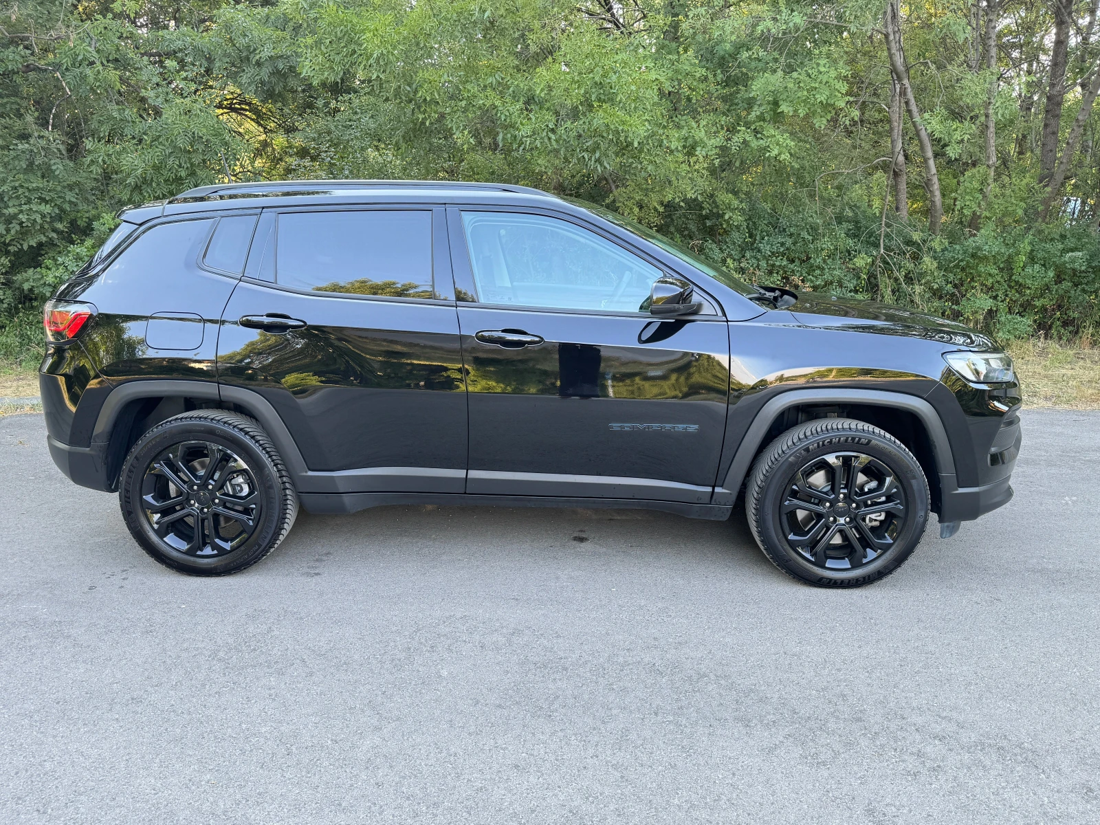 Jeep Compass 4Xe - изображение 3