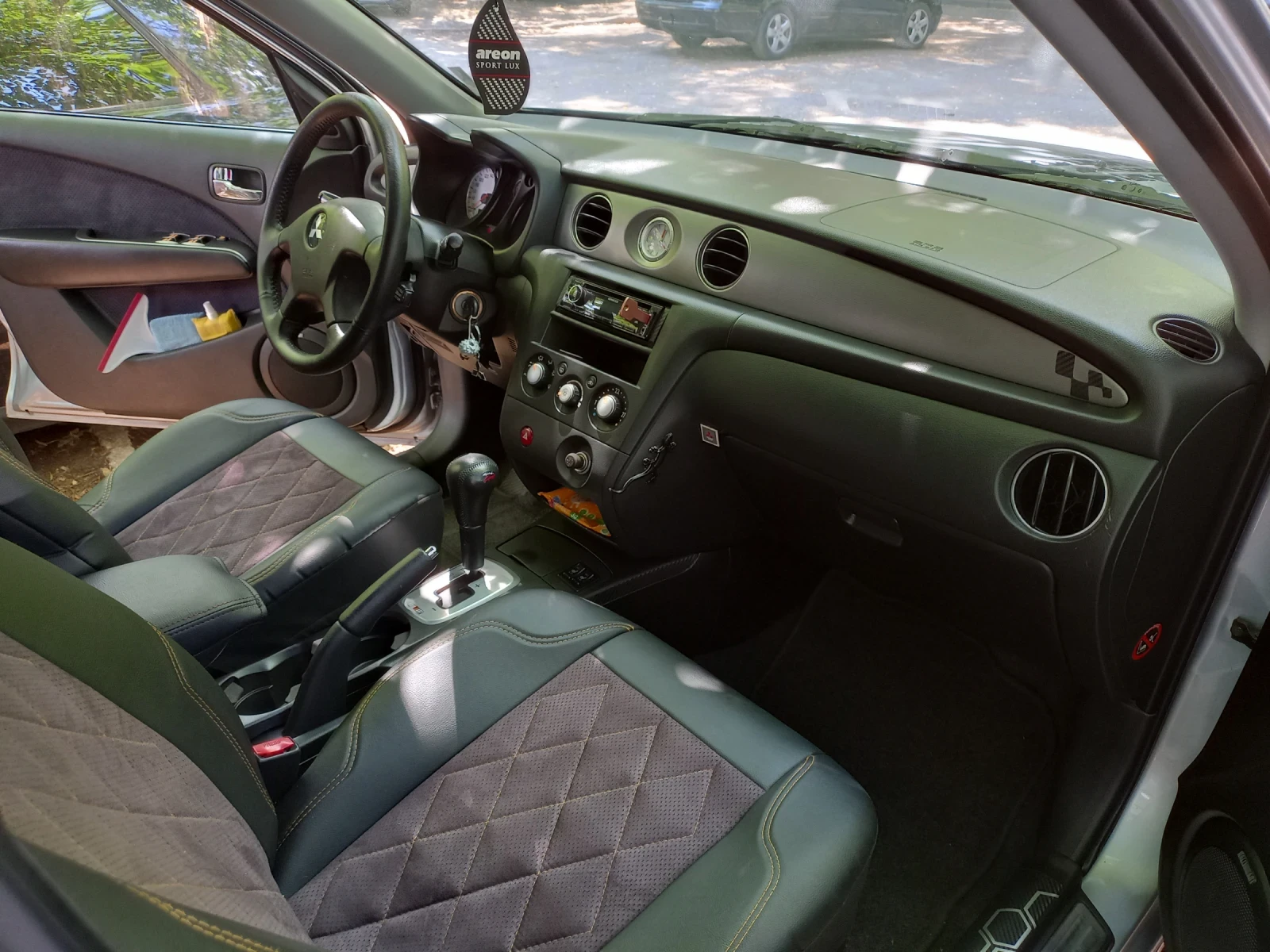 Mitsubishi Outlander 2.4 Mivec - изображение 9