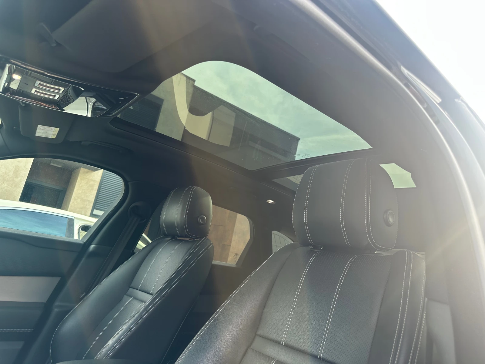 Land Rover Range Rover Velar 2.0d 80 000км - изображение 7