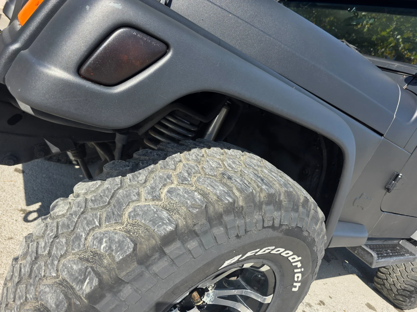Jeep Wrangler 4.0  - изображение 9