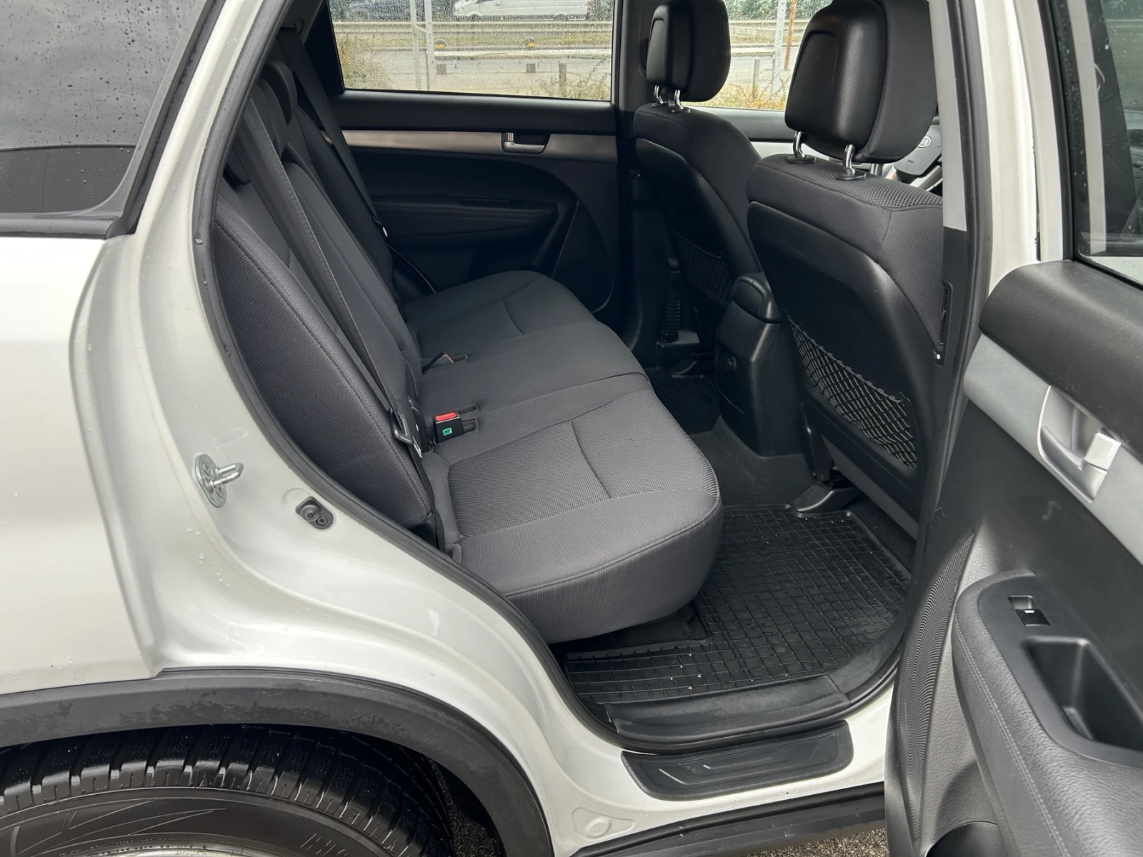 Kia Sorento 2.4i - BiFuel | Mobile.bg   13