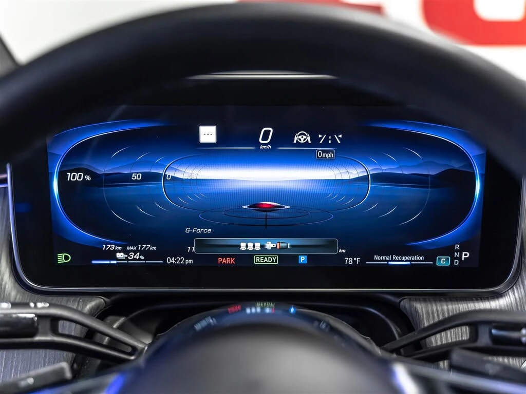 Mercedes-Benz EQE ПАМЕТ* ПАНОРАМА* СЛЕДЕНЕ НА ЛЕНТИ* BURMESTER* 360 - изображение 6