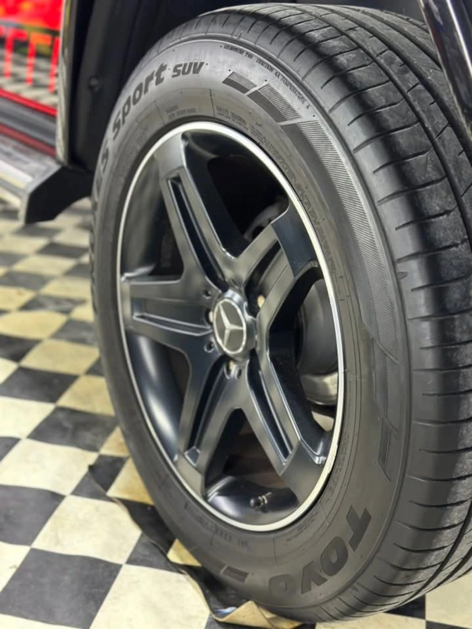 Mercedes-Benz G 350 Exlusive Edition Crazy Colour Manufaktur Edition  - изображение 6