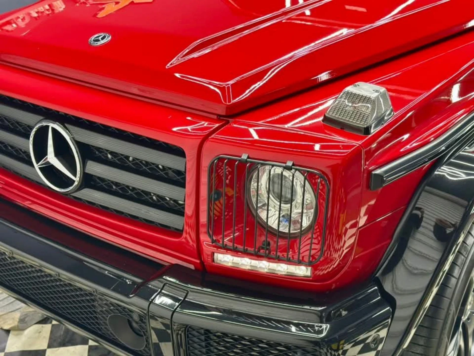 Mercedes-Benz G 350 Exlusive Edition Crazy Colour Manufaktur Edition  - изображение 5