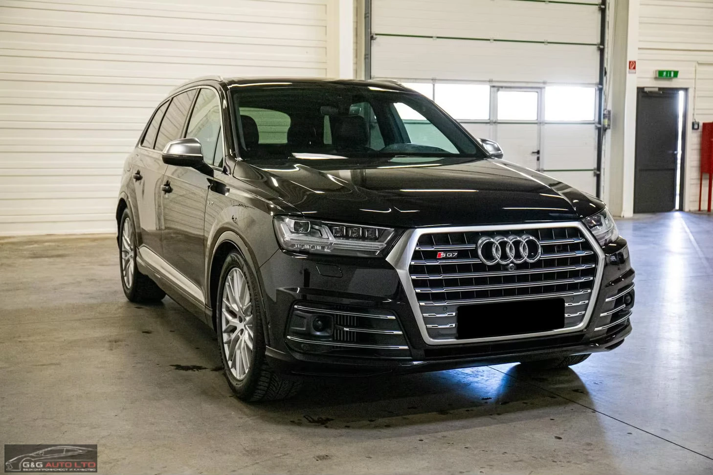 Audi SQ7 4.0TDI/435HP/7S/PANO/MATRIX/BOSE/360/HUD/MEMO/796g - изображение 3