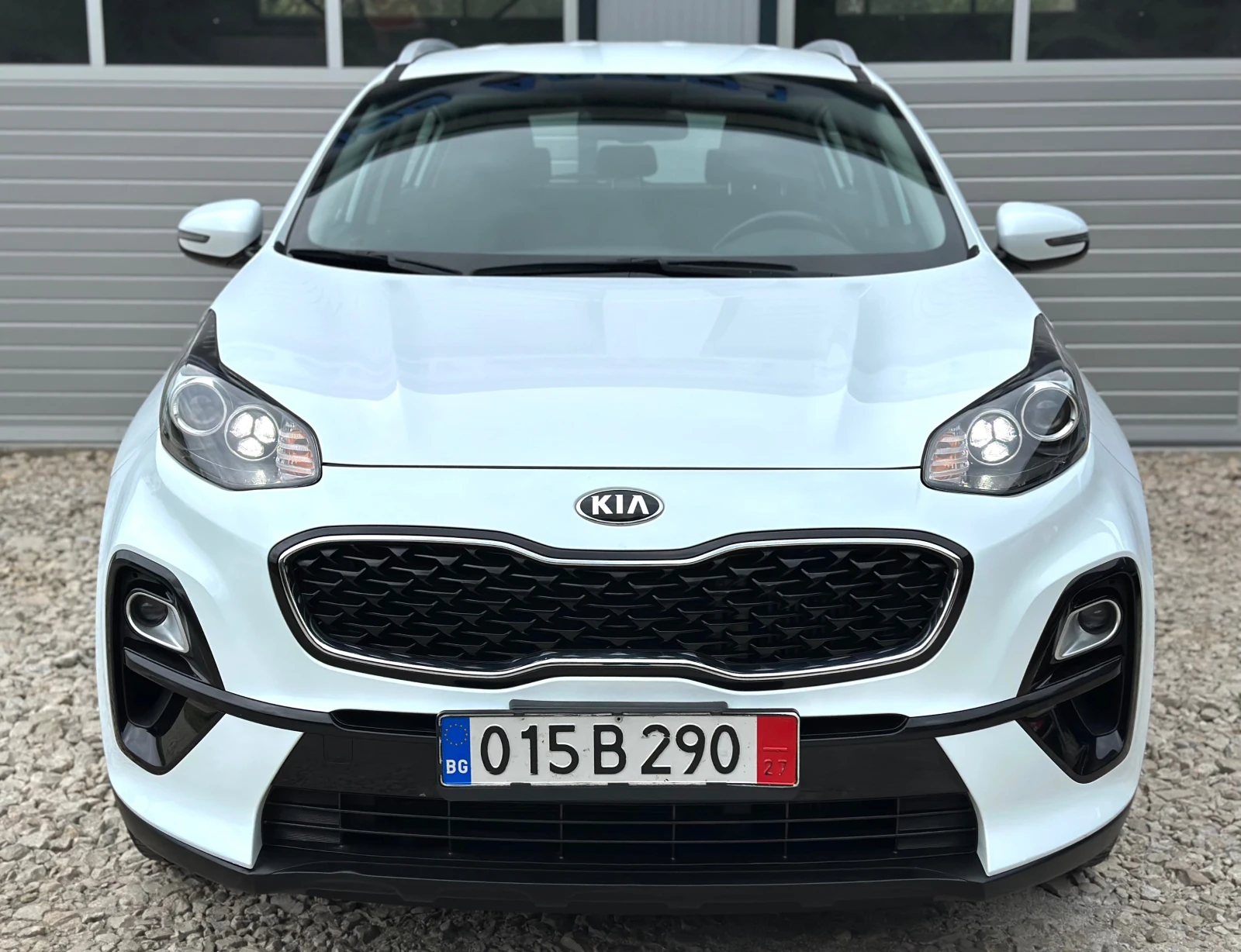 Kia Sportage 1.6CRDI ФЕЙСЛИФТ HYBRID CARPLAY КАМЕРА, снимка 2 - Автомобили и джипове - 54883916
