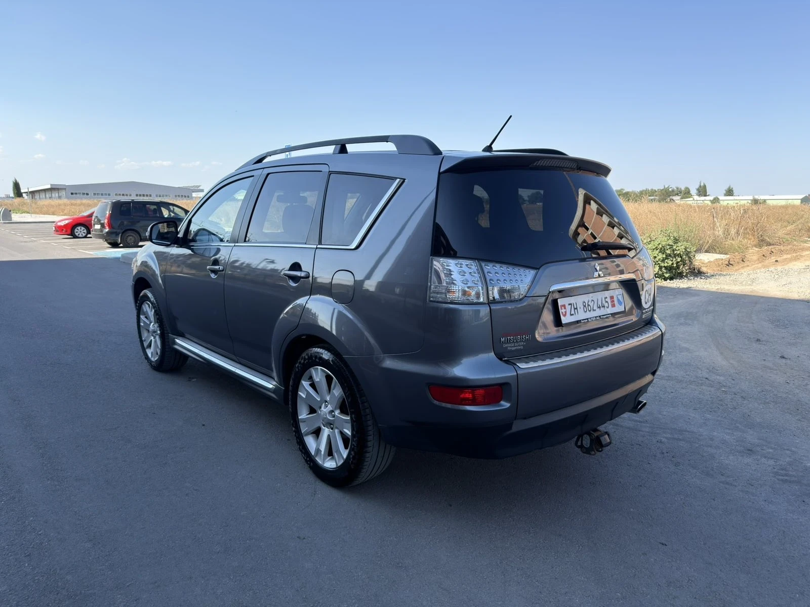 Mitsubishi Outlander 2.4i Automat, снимка 6 - Автомобили и джипове - 55709822