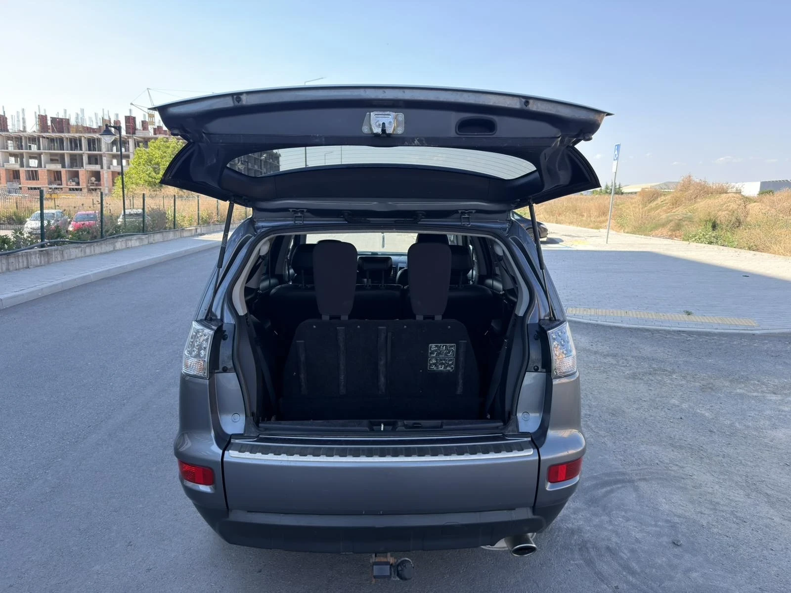 Mitsubishi Outlander 2.4i Automat, снимка 8 - Автомобили и джипове - 55709822