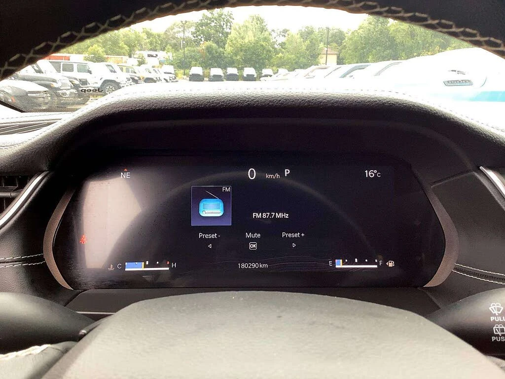 Jeep Grand cherokee 3.6 Limited 4X4 , снимка 8 - Автомобили и джипове - 56695287