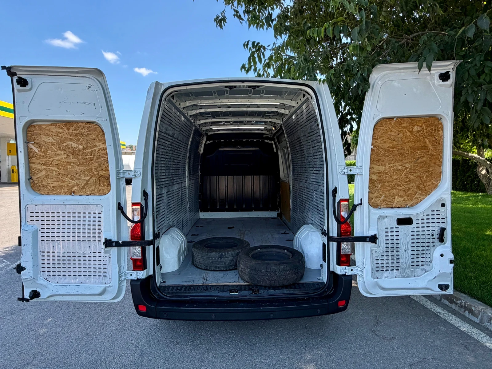 Renault Master 2.3 ТОП!НАЛИЧЕН!КЛИМАТИК!СРЕДНА БАЗА!ЛИЗИНГ!, снимка 6 - Бусове и автобуси - 55299382