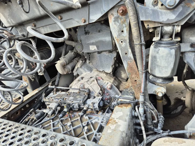 Iveco Stralis На части!, снимка 8 - Камиони - 51190046