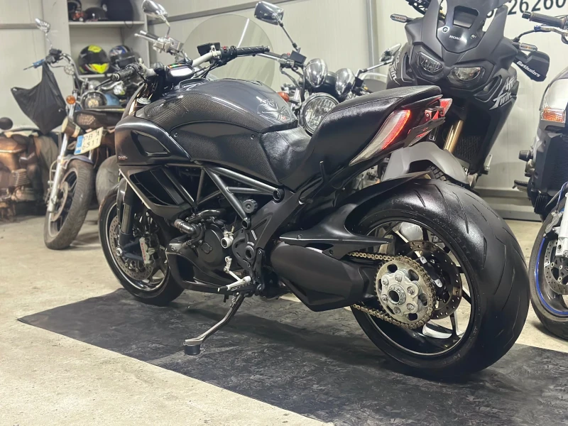 Ducati Diavel CARBON ЛИЗИНГ/БАРТЕР, снимка 5 - Мотоциклети и мототехника - 50393452