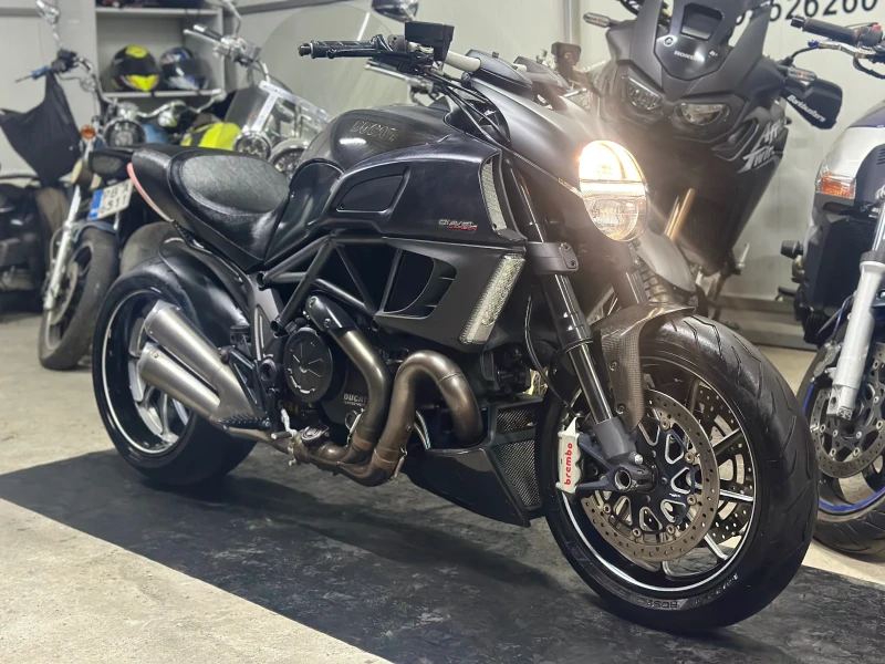 Ducati Diavel CARBON ЛИЗИНГ/БАРТЕР
